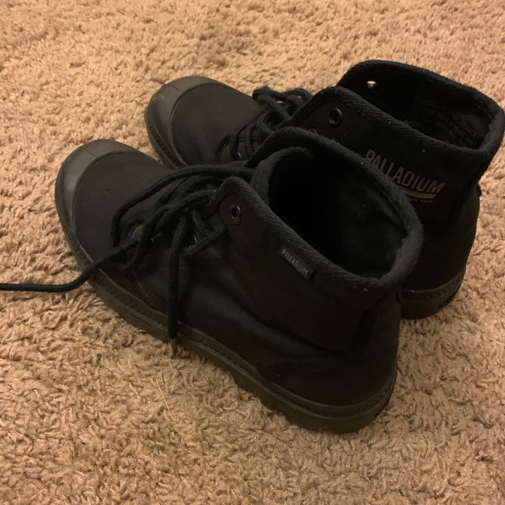 Palladium women black shoes